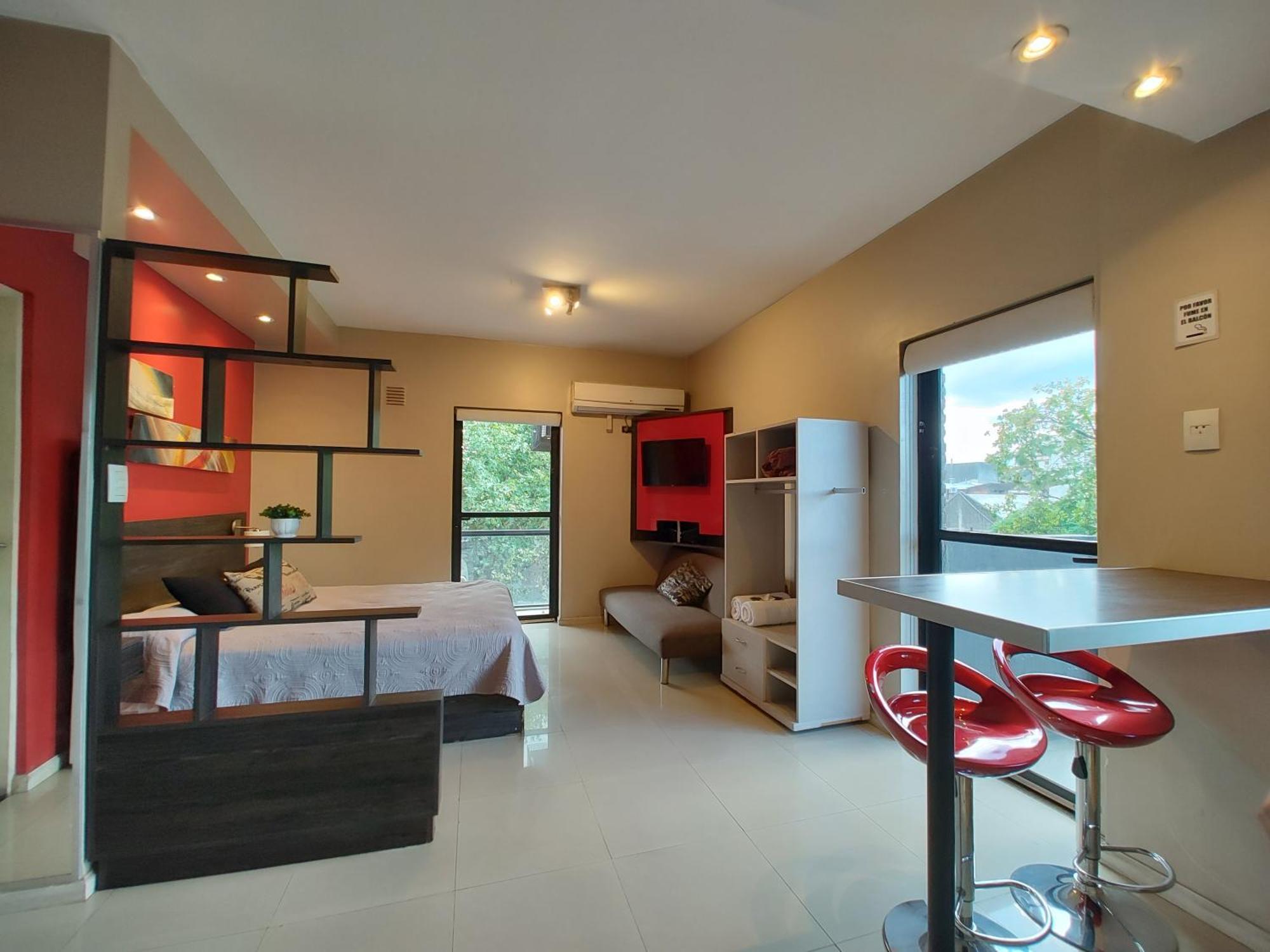 Shallor Cryss Apartment *